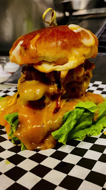 Black Hole Bar by null