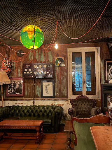 Rock Cafe' - Visual