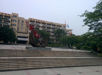 Photos of Donghua Junior High School