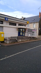 Photo n°3 de La Poste à Auzances (Poste)