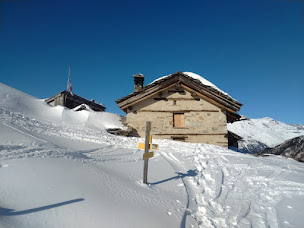 Photo n°2 de Ferme d'Alpage de Montbas à Val-Cenis (Restaurant)