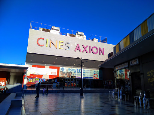 Cines Axion Plaza Mayo