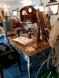 Photo n°2 de Esprit Brocante (Achat-Vente) à Hermin (Magasin d'antiquités)