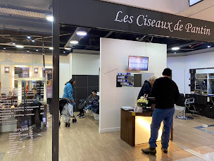 Photo n°15 de Les Ciseaux de Pantin coiffure à Paris (Salon de coiffure)