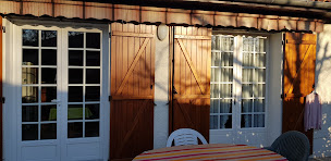 Photo n°1 de LPB Menuiserie à Iteuil (Atelier de menuiserie)