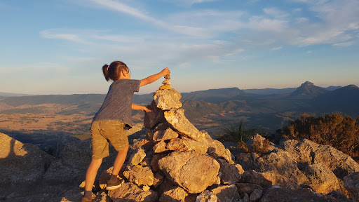 Cotswold Track - Mount Maroon Hike - Thumbnail