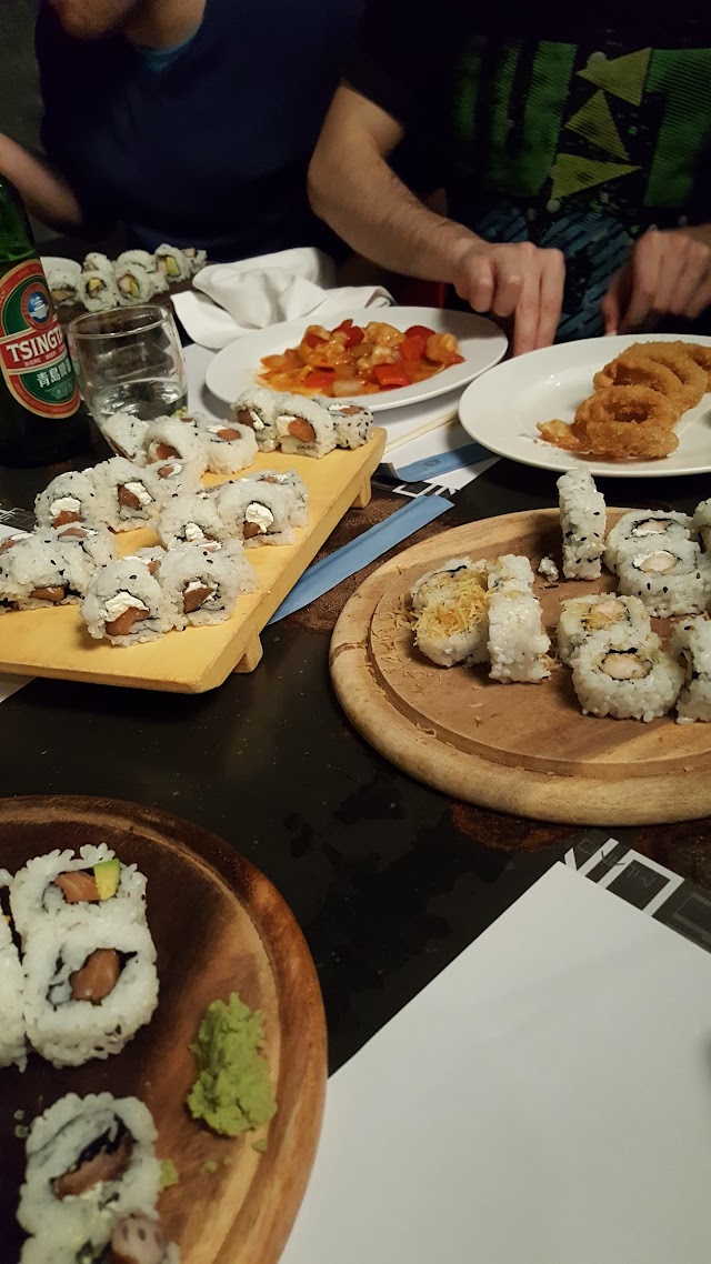 Sumi Sushi