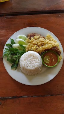 Soto Solo Ayam Penyet Presto, Author: Piyo Peace23