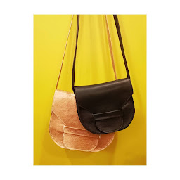 Photo n°8 de Cordonnerie Atelier Nicolet | Cordonnerie dans le Vieux-Nice à Nice (Service de réparation)