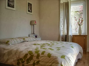 Photo n°8 de Chambres d'hôtes Le Reflet des Vignes à Comblanchien Cote d'Or à Comblanchien (Chambre d'hôtes)