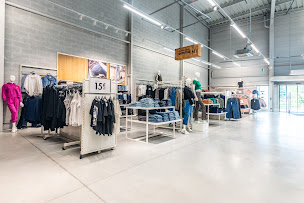 Photo n°15 de GEMO SALLANCHES Chaussures et Vêtements à Sallanches (Magasin de vêtements pour femmes)