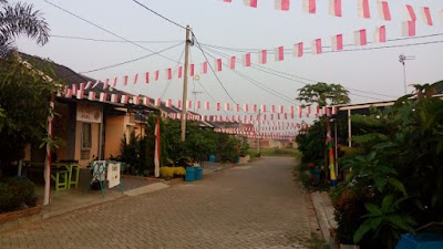 Photos of Housing Ciomas Hills