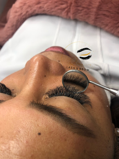 Queenie Lash & Brow - Thumbnail