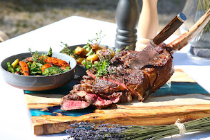 Photo n°2 de Le brasero de la bastide à Maubec (Restaurant de tapas)