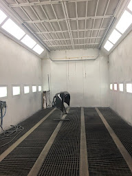 Photo n°15 de Europe Carrosserie à Wittenheim (Atelier de réparation pour poids lourds)