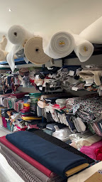 Photo n°2 de Créative Store à Marolles-en-Brie (Service de réparation de machines à coudre)