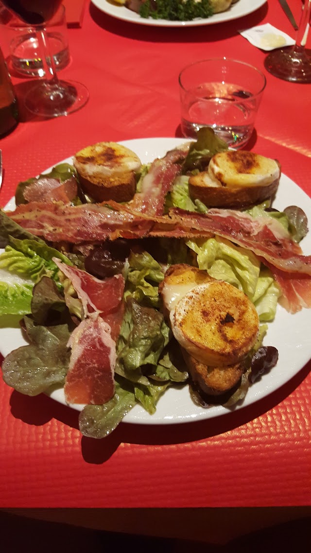A La Maison