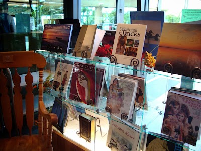 Friends of the Encinitas Library Bookstore