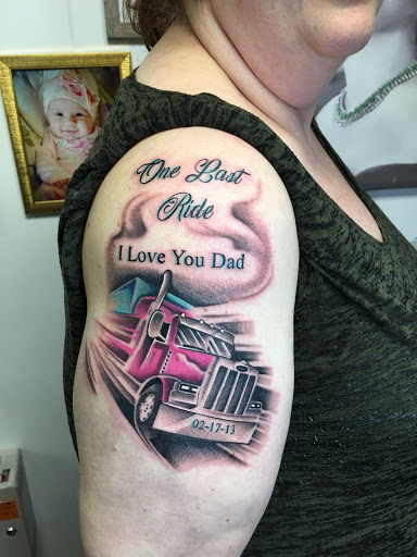 Studio 40 tattoo - Thumbnail