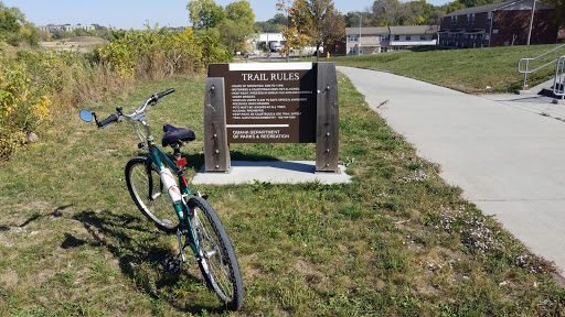 42nd Street TRAILHEAD PARKING LOT - Thumbnail