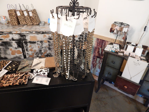 Mill Creek Boutique - Thumbnail
