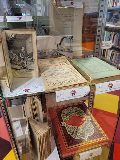 Antiquarian Looijenstijn - Thumbnail