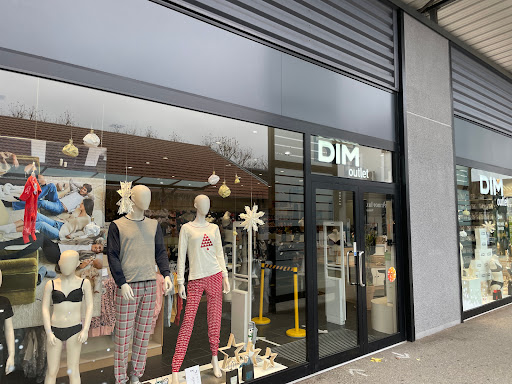 Dim lingerie