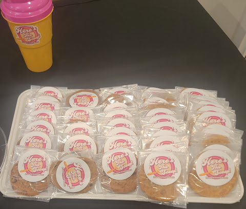 Here's The Scoop by null