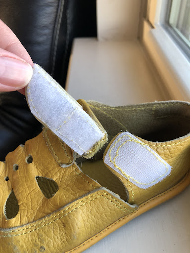 Shoe Wiz Shoe Repair - Thumbnail