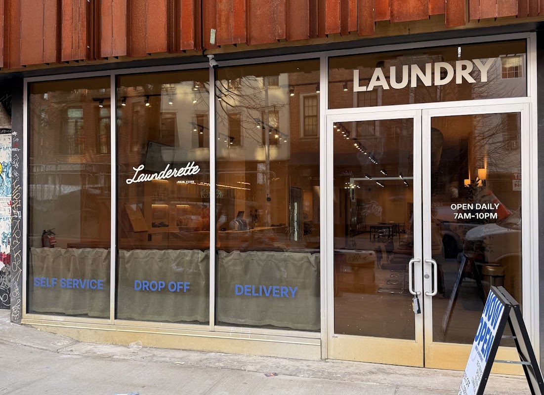 Launderette New York facility with washing machines in New York City