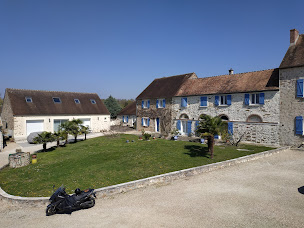 Photo n°10 de IAD France Stéphane Patrigeon - Conseiller en Immobilier - à Fontaine-le-Port (Consultant en environnement)