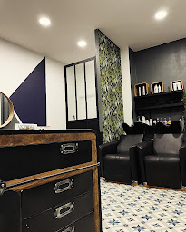 Photo n°16 de Au 137 Coiffeur & Barbier By Teddy.C à Talence (Salon de coiffure)