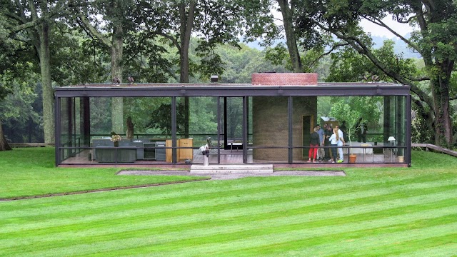 Philip Johnson Glass House