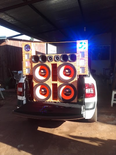 Photos of VICOSOM audio car
