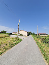 Photo n°9 de Gaec Pig-Milk Ferme Couavoux à Saint-Germain-Lespinasse (Charcuterie)