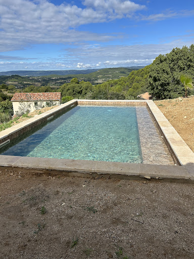 Photo de BleuPool L'Isle-sur-la-Sorgue - Entretien & Maintenance Piscine à Caumont-sur-Durance (84510)