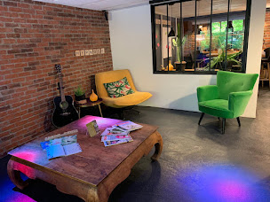 Photo n°3 de MORPHE OSE ART - SANDRINE SENTENAC à Dampierre-en-Yvelines (Professeur de méditation)