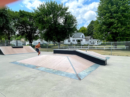 Clara city skateboard park - Thumbnail