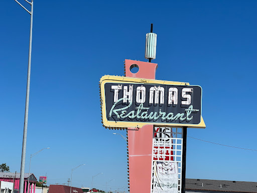 Thomas Restaurant - Visual