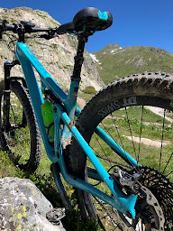 Photo n°17 de SportAixTrem à Aix-les-Bains (Magasin de vêtements de sport)