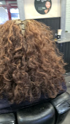 Photo n°10 de Nouveau Look Salon De Coiffure à Villejuif (Salon de coiffure)