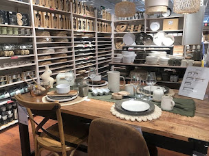 Photo n°9 de Maisons du Monde à Chauray (Magasin de canapés)