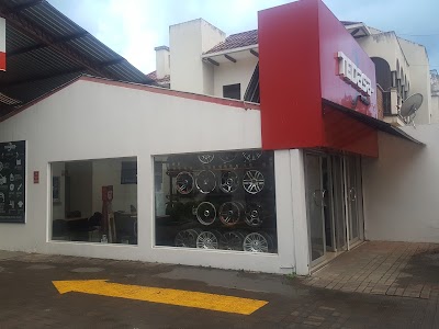 Photos of Tedasa Loja