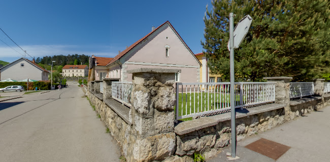 Srednja škola Otočac - Škola
