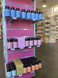 Photo n°6 de Pharmacie de l'Eglise à Saint-Maurice-de-Gourdans (Magasin de fauteuils roulants)