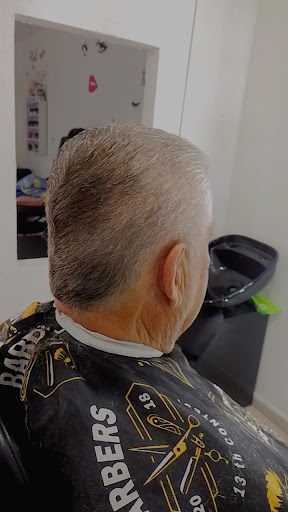 B&B Beto Barber Shop Gallery - Mexico