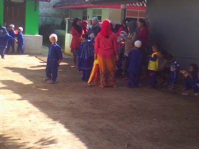 Photos of Ruman Benz Fajar