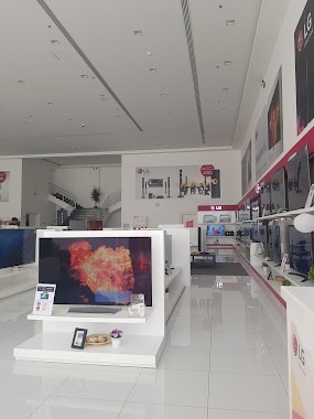 LG Naghi - Qassim 2 Showroom إل جي ناغي - فرع القصيم 2, Author: justice01 ksa