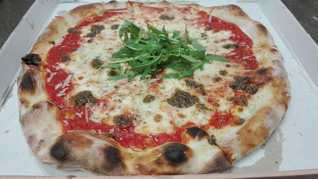 Pizzeria Pomodoro E Basilico