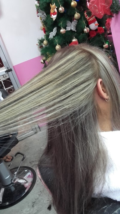 Photos of Hairdresser Judy Pareja